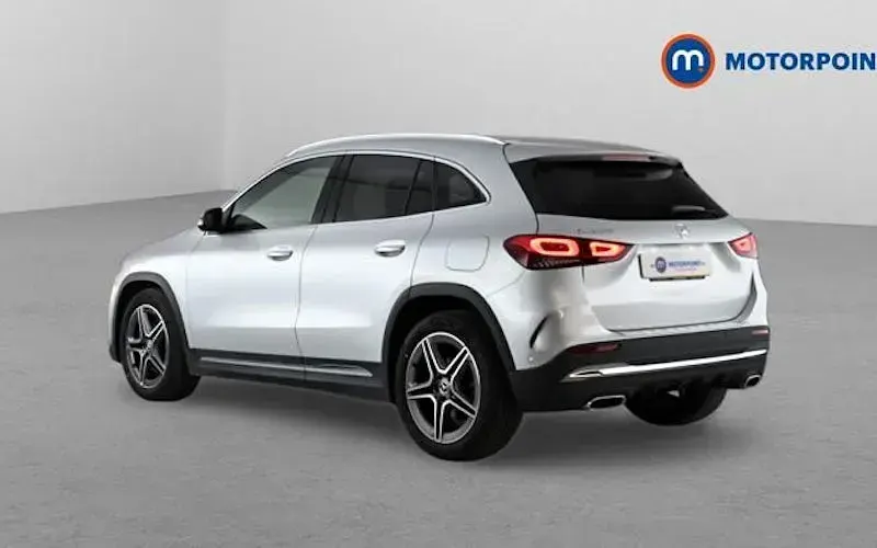 Used Mercedes GLA180 AMG line 136 HP (100 kW) 2021 Silver SUV