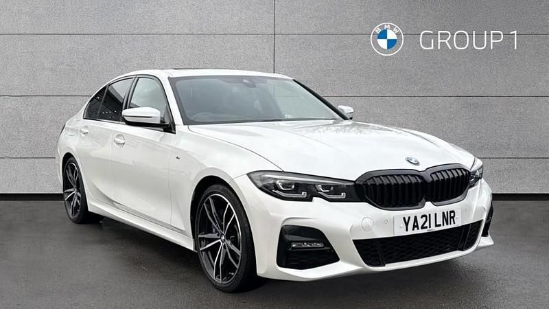 White Used 2021 BMW 320 M Sport | £25,950 (Fair price) - Image 1/4