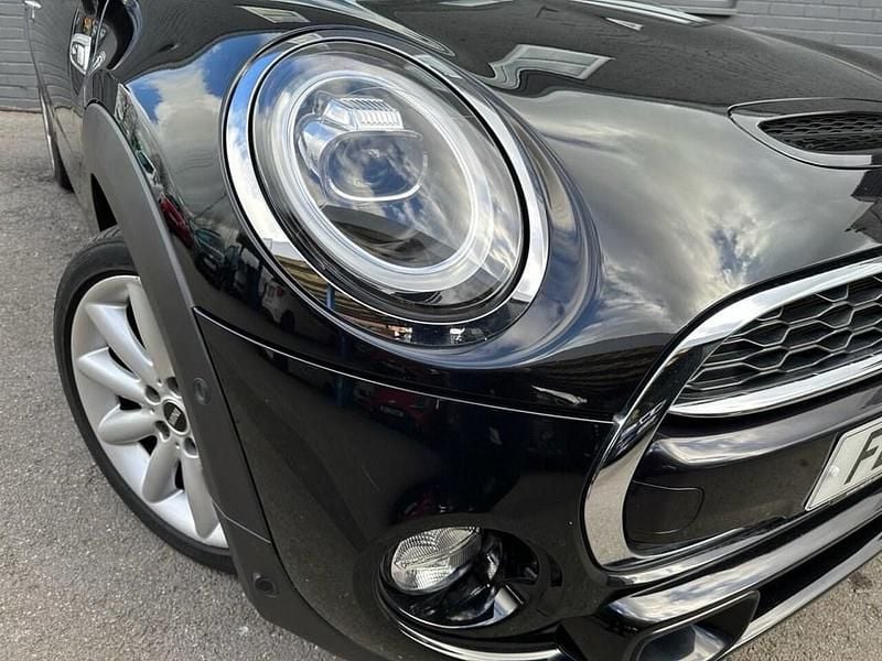 Used Mini Cooper S Classic 192 HP (141 kW) 2019 Black Hatchback
