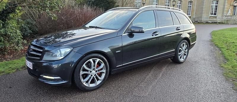 Used Mercedes C200 SE 2011 Black Estate