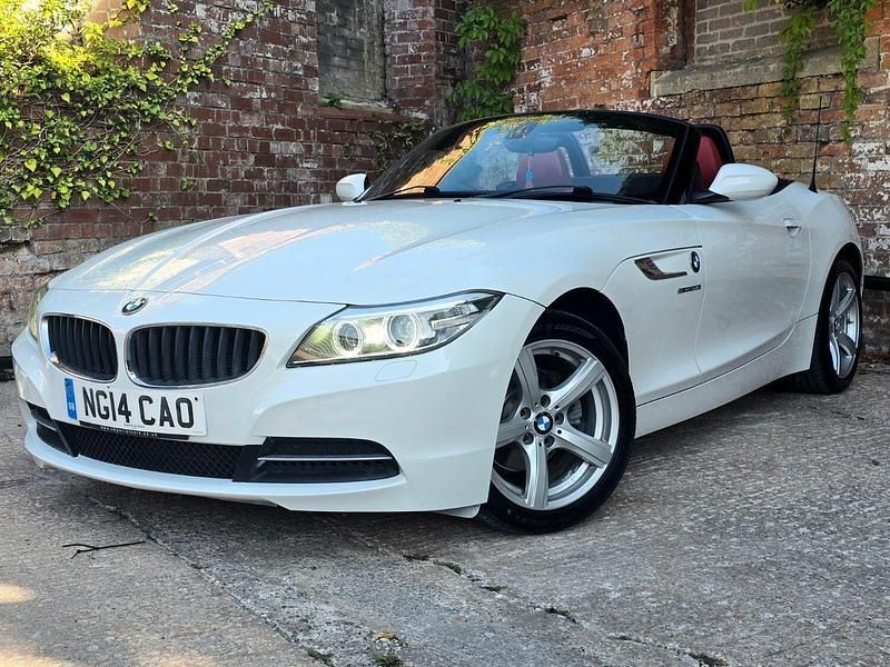 White Used 2014 BMW Z4 Cabriolet | £8,490 (Good price) - Image 1/4