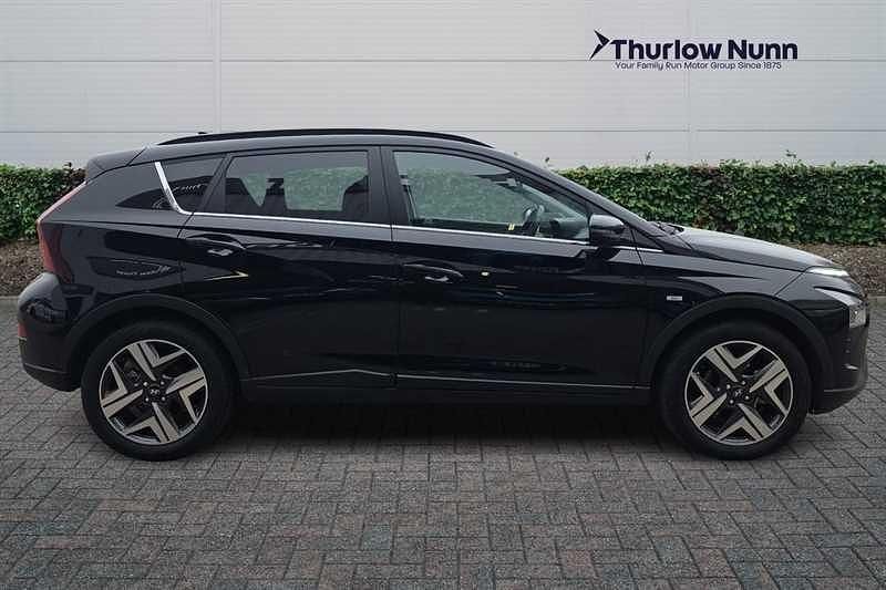 Used Hyundai Bayon Premium 100 HP (73 kW) 2024 Black SUV