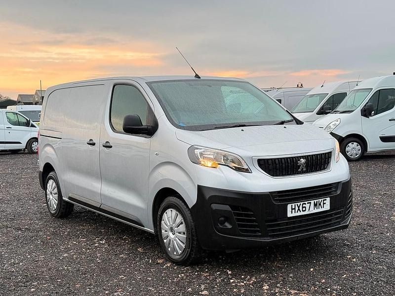 Silver Used 2017 Peugeot Expert Van | £7,295 (Fair price) - Image 1/3