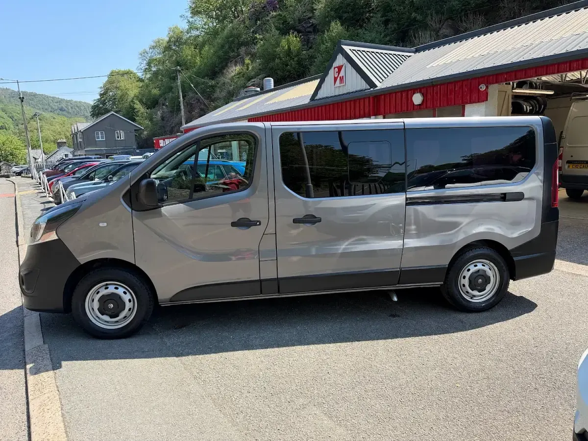 Used Vauxhall Vivaro 2018 Grey MPV