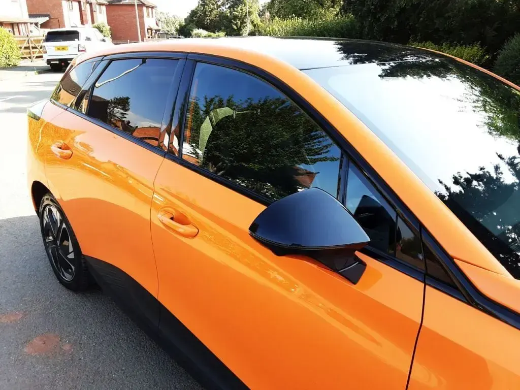 Used MG MG4 EV Trophy 319 kW (435 HP) 2023 Orange Hatchback