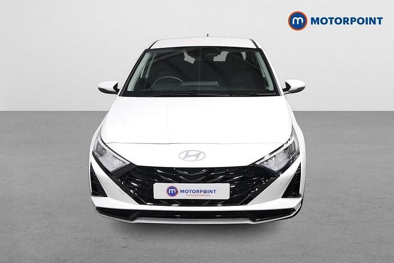 Used Hyundai i20 Premium 2025 White Hatchback