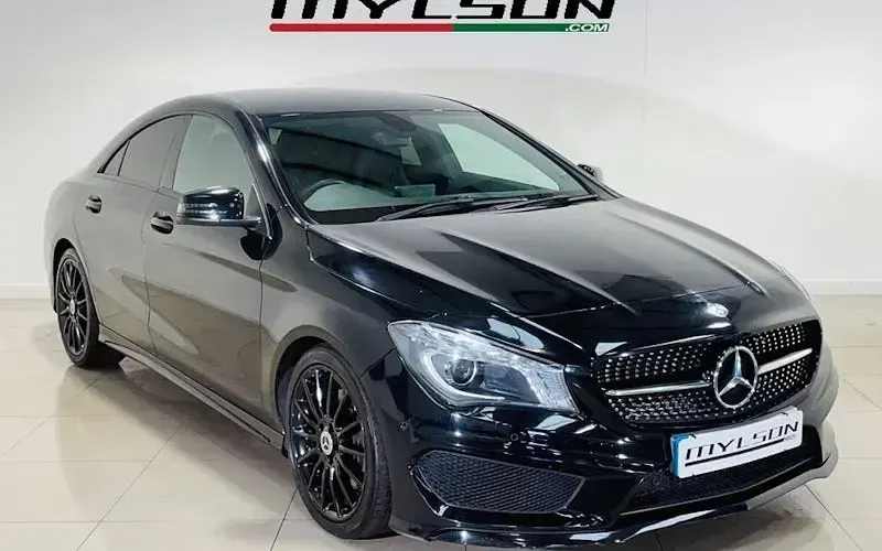 Usado Mercedes CLA220 AMG 170 HP (125 kW) 2014 Sedan