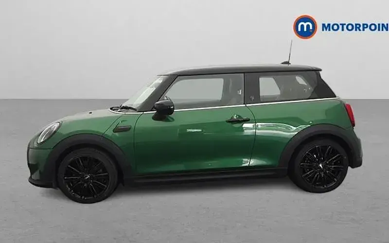 Used Mini Cooper Exclusive 136 HP (100 kW) 2022 Green Hatchback