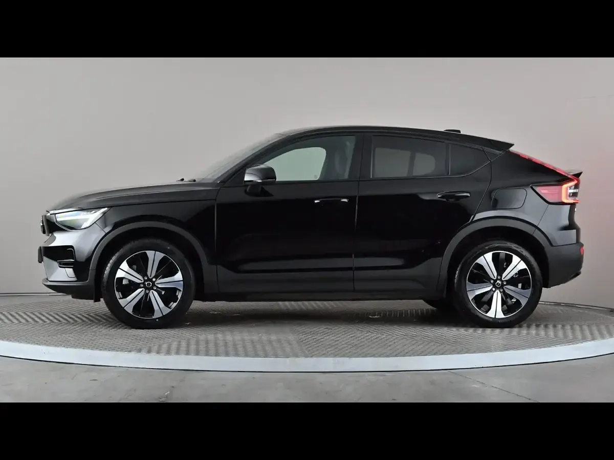 Used Volvo C40 Core 169 kW (231 HP) 2023 Black SUV