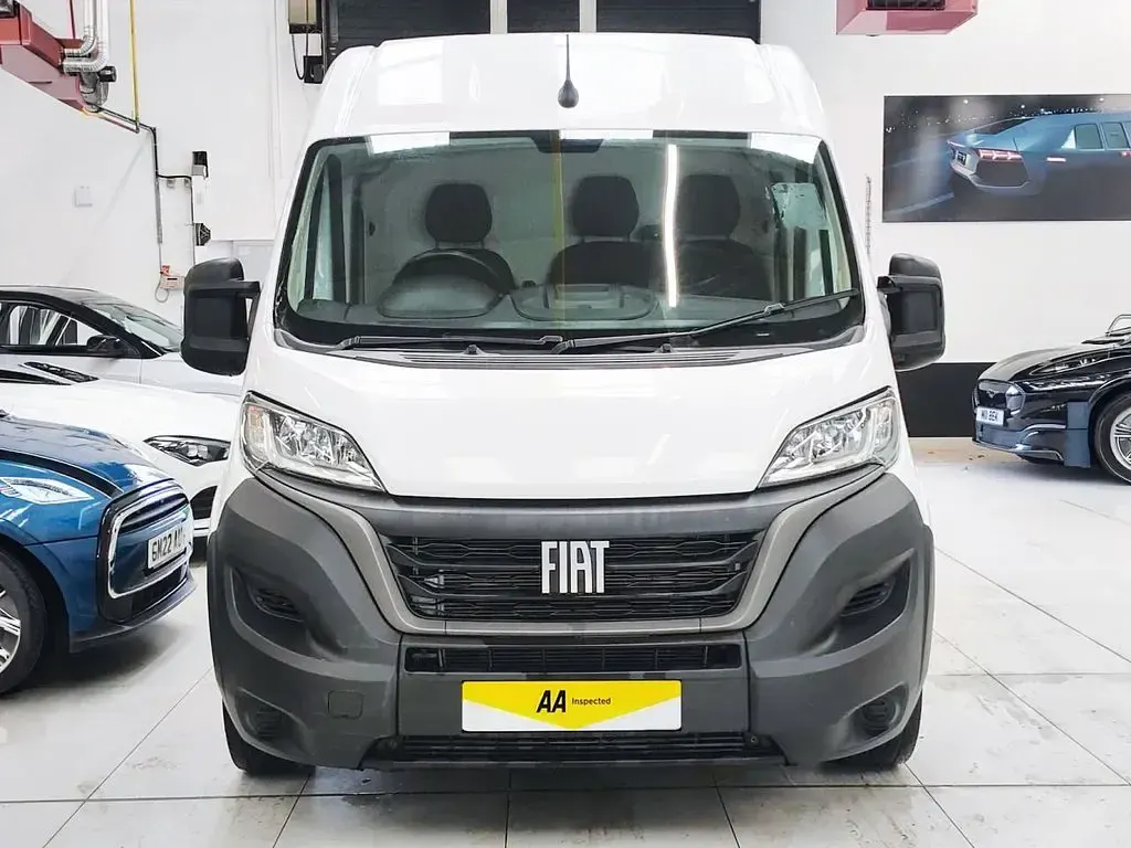Used Fiat Ducato Business 140 HP (102 kW) 2023 White Van