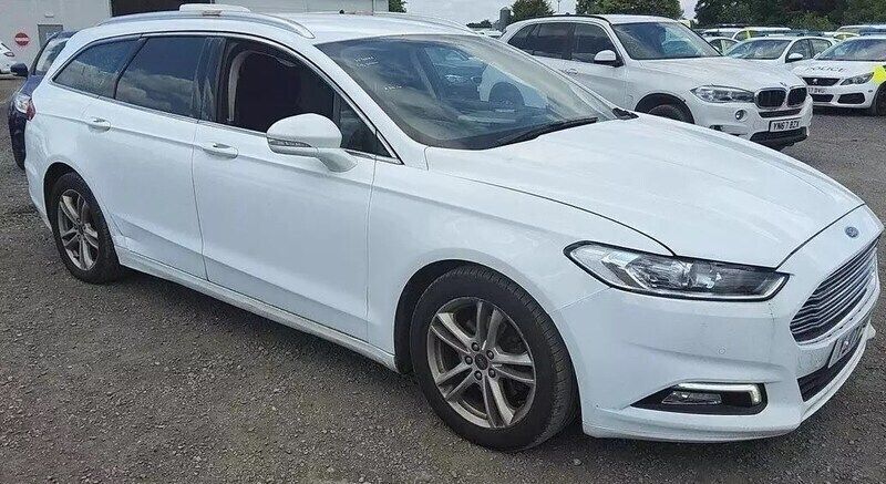 White Used 2017 Ford Mondeo Zetec Van | £4,995 (Fair price) - Image 1/2
