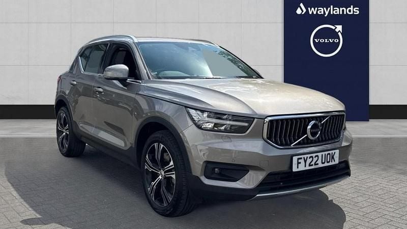 Grey Used 2022 Volvo XC40 Inscription SUV | £25,640 (Fair price) - Image 1/4