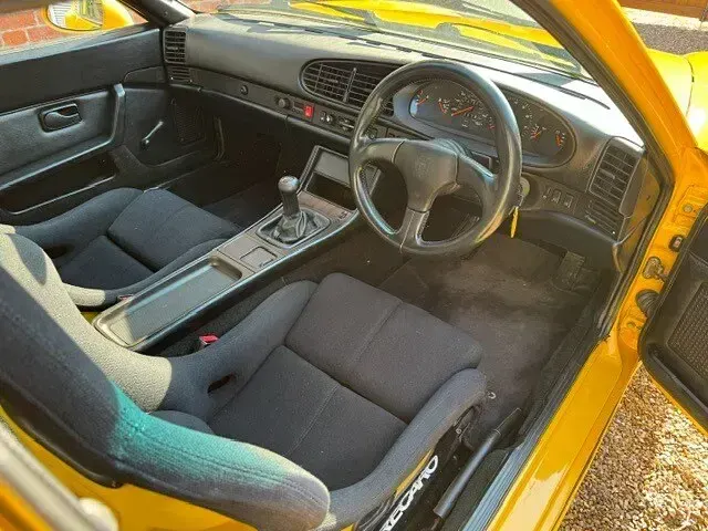 Used Porsche 968 Club Sport Sport 240 HP (176 kW) 1994 Yellow Coupe