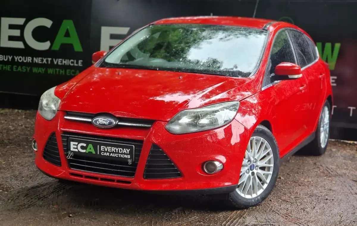 Used Ford Focus Zetec 2012 Red Hatchback