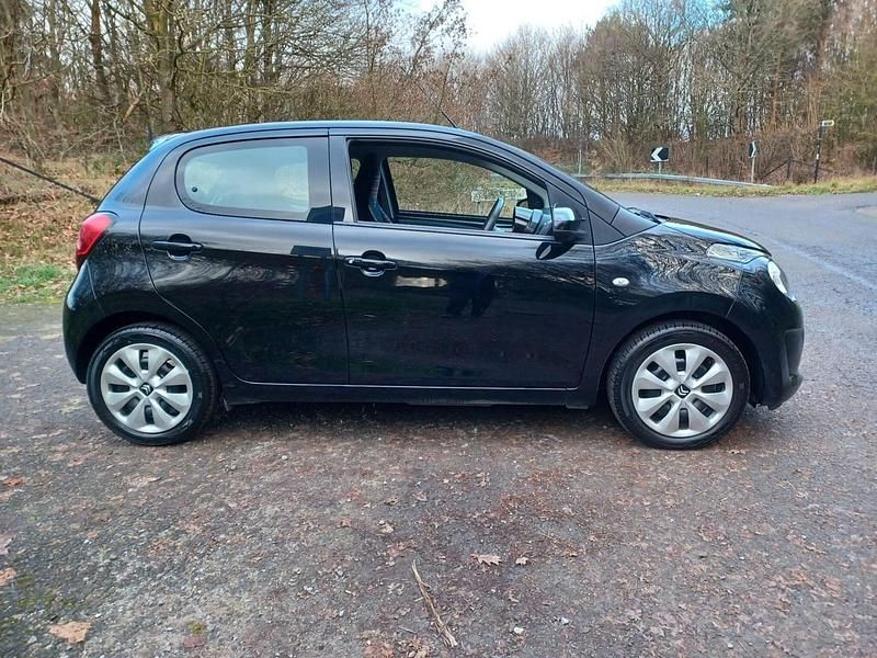 Begagnad Citroën C1 Feel 2020 Svart Halvkombi