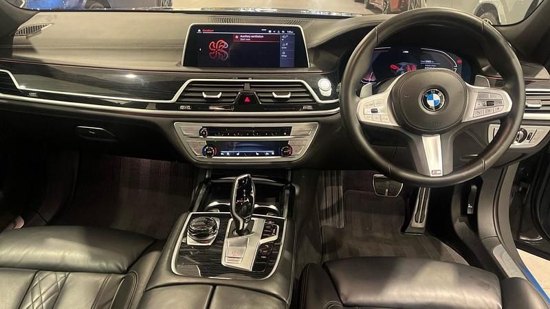 Used BMW 730 M Sport 282 HP (207 kW) 2021 Grey Sedan