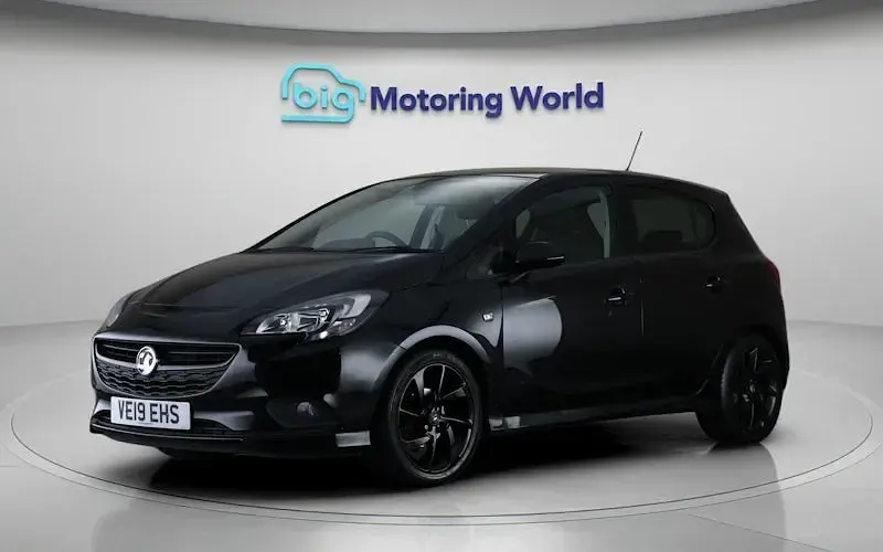 Used Vauxhall Corsa SRi 90 HP (66 kW) 2019 Black Hatchback