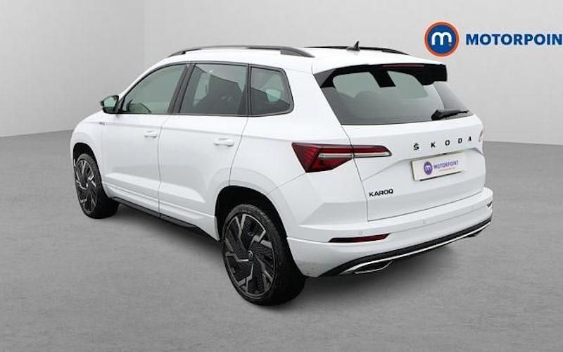 Used Skoda Karoq SportLine 150 HP (110 kW) 2024 White SUV