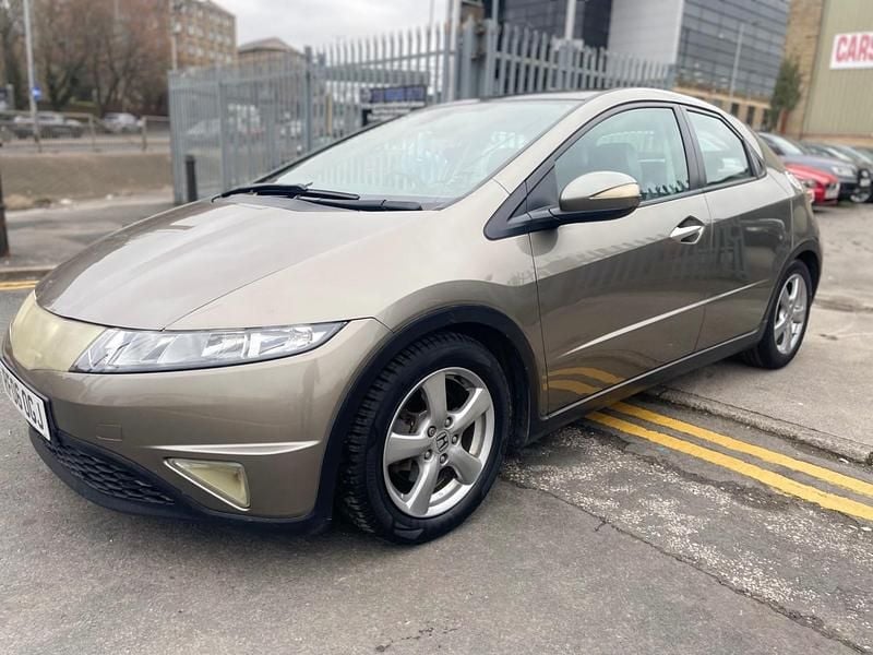 Used Honda Civic ES 138 HP (101 kW) 2006 Grey Hatchback