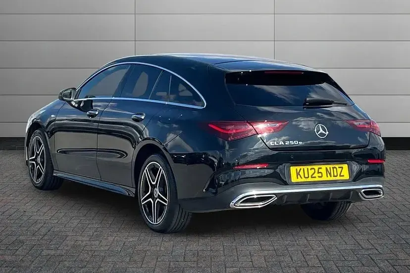 Used Mercedes E250 Executive 215 HP (158 kW) 2025 Cosmos black Estate
