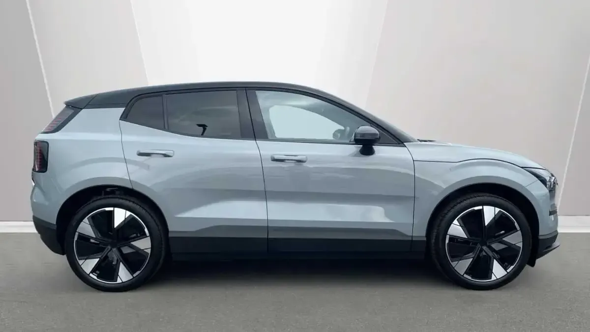 New Volvo EX30 Plus 197 kW (268 HP) 2027 SUV