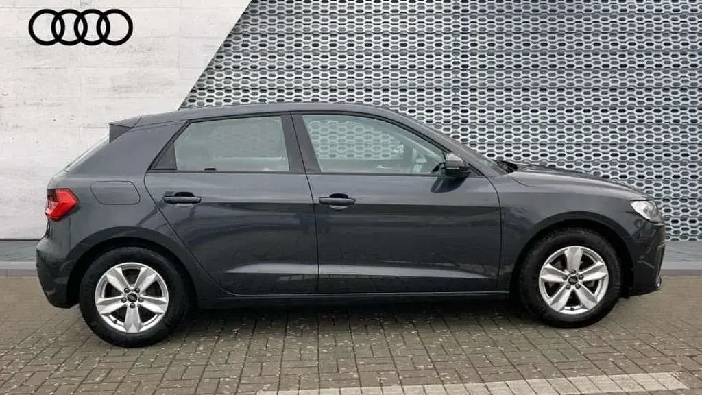 Used Audi A1 Design 95 HP (69 kW) 2023 Grey SUV