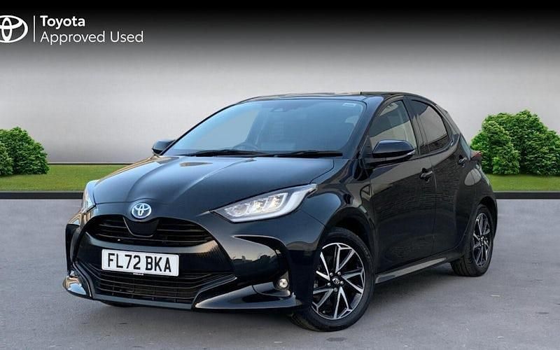 Used Toyota Yaris Hybrid Design 116 HP (85 kW) 2026 Hatchback