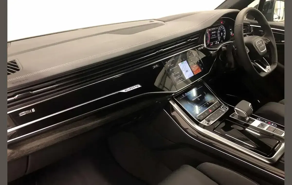 New Audi Q7 Black Edition 281 HP (206 kW) 2026 Grey SUV