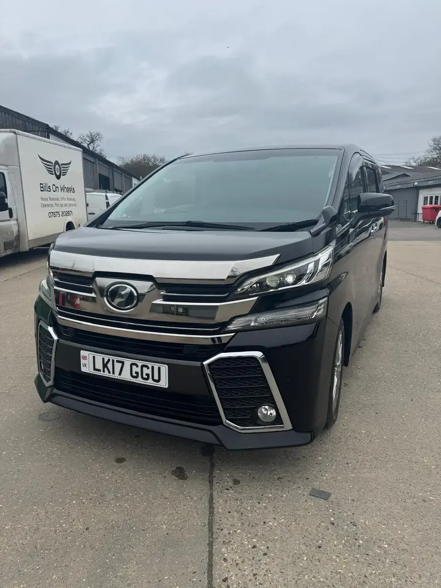 Used Toyota Alphard 180 HP (132 kW) 2017 Black MPV