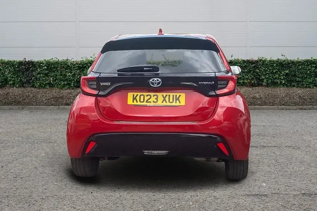 Used Toyota Yaris Hybrid 2023 Red Hatchback