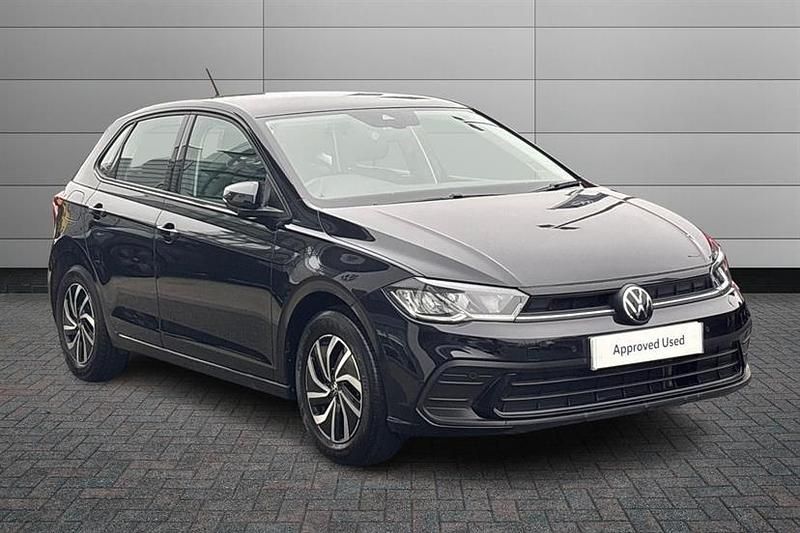 Used VW Polo Life 95 HP (69 kW) 2023 Black Hatchback
