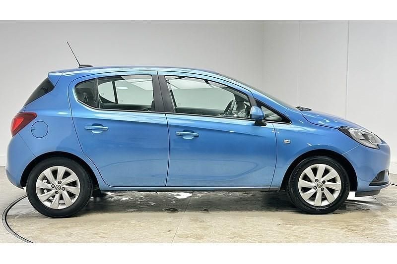 Used Vauxhall Corsa Design Edition 75 HP (55 kW) 2018 Blue Hatchback