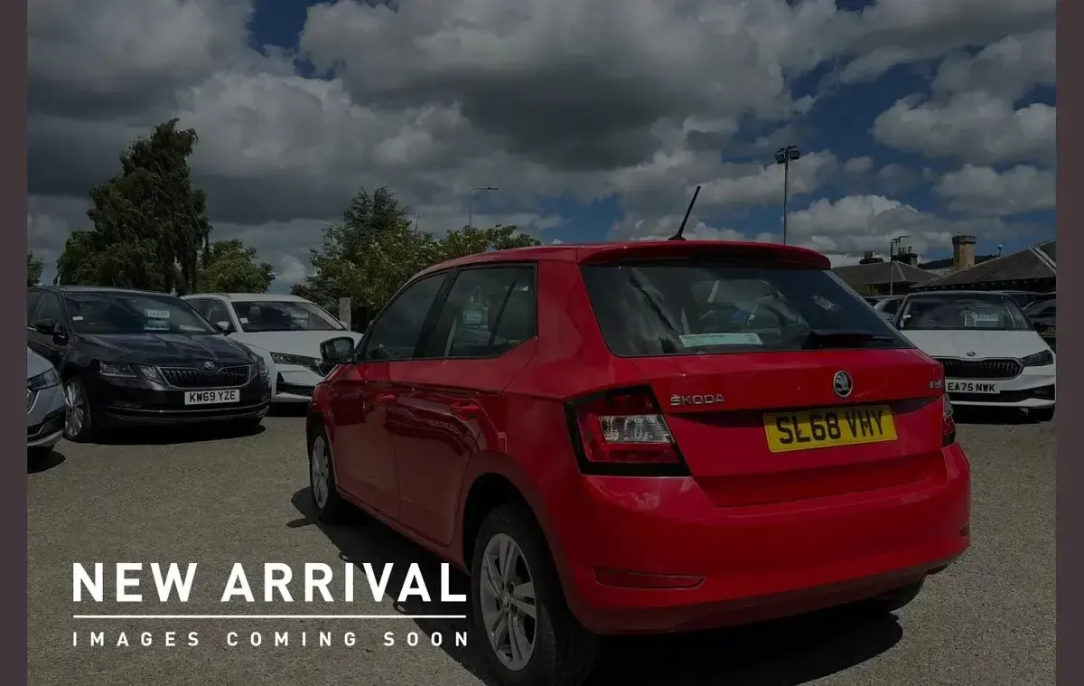 Used Skoda Fabia SE 73 HP (53 kW) 2018 Corrida red Hatchback