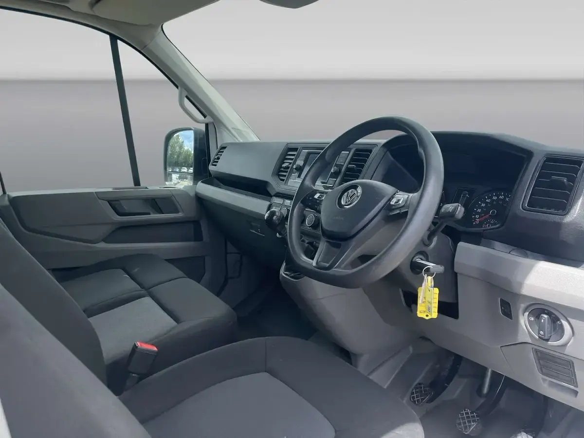 Used VW Crafter Trendline 140 HP (102 kW) 2022 White Van