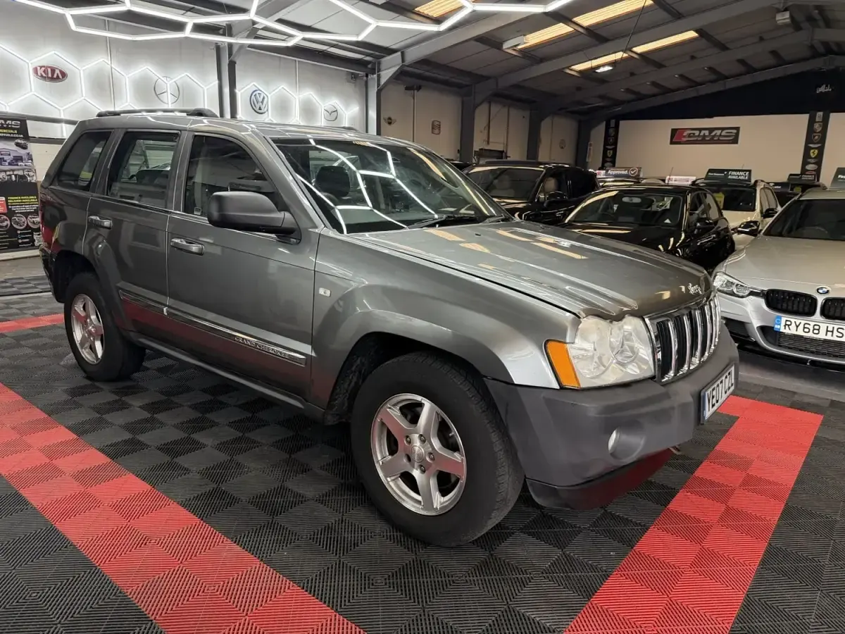 Usado Jeep Grand Cherokee Limited 218 CV (160 kW) 2007 Gris SUV