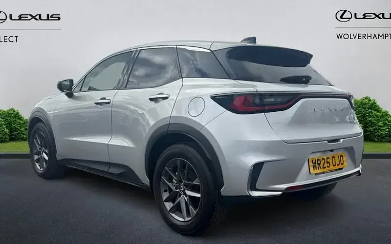 Used Lexus LBX 136 HP (100 kW) 2026 SUV