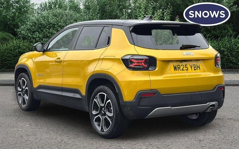 Used Jeep Avenger Summit 101 HP (74 kW) 2025 Yellow SUV