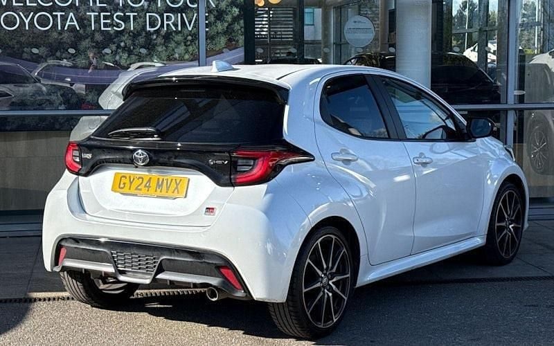 Used Toyota Yaris Hybrid Sport 131 HP (96 kW) 2026 Hatchback