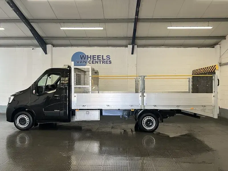 Used Renault Master 2024 Black MPV