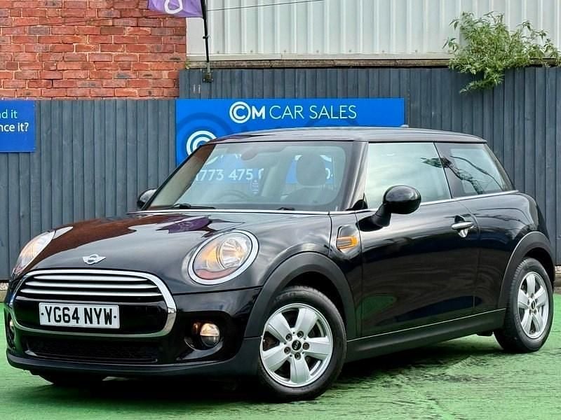 Begagnad Mini Cooper Hatch 136 HK (100 kW) 2014 Svart Halvkombi