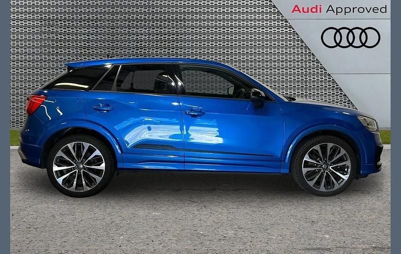 Used Audi SQ2 Black Edition 300 HP (220 kW) 2019 Blue SUV