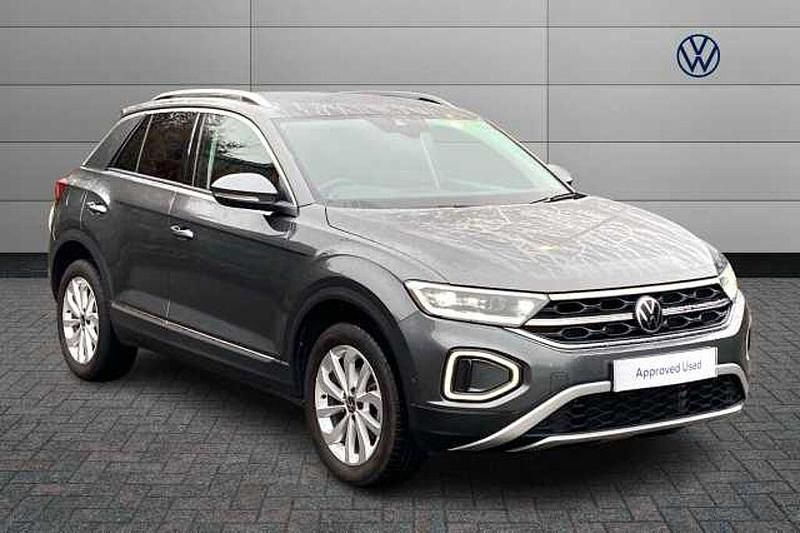 Grey Used 2024 VW T-Roc Style SUV | £23,171 (Fair price) - Image 1/4