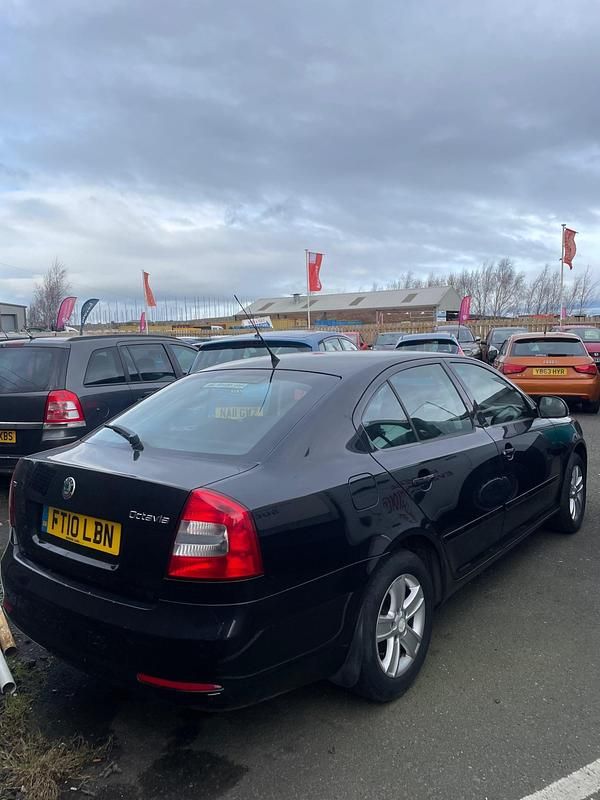 Used Skoda Octavia SE 105 HP (77 kW) 2010 Black Hatchback