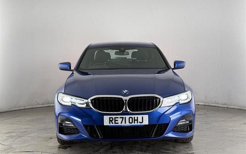 Used BMW 318 M Sport 156 HP (114 kW) 2021 Blue Sedan