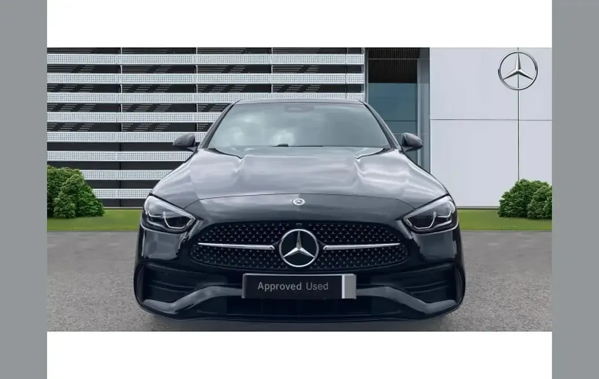 New Mercedes C300 Urban 308 HP (226 kW) 2026 Black Sedan