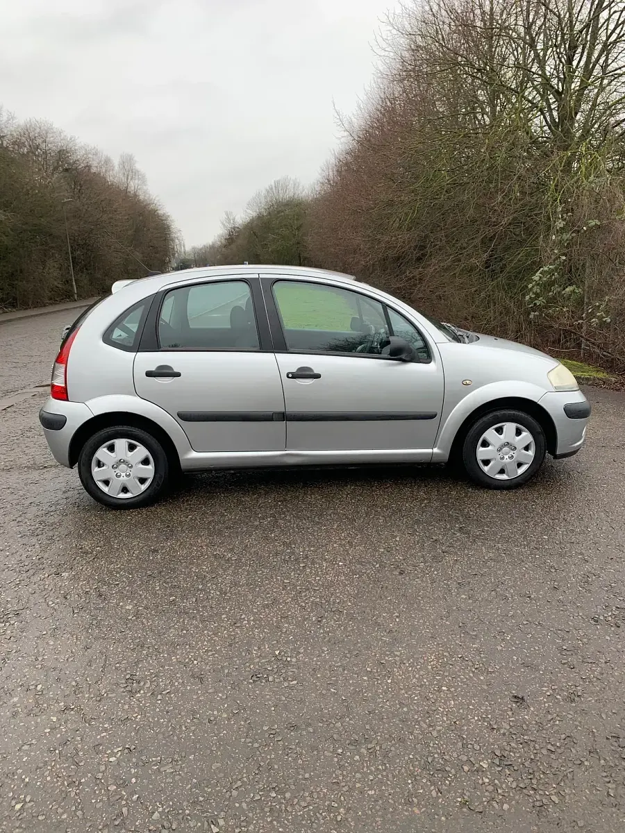 Used Citroën C3 60 HP (44 kW) 2008 Silver Hatchback