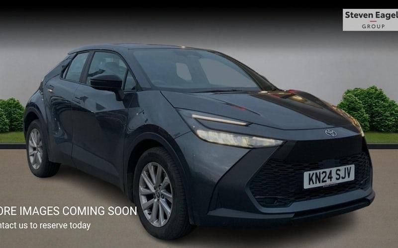 Used Toyota C-HR 140 HP (102 kW) 2026 SUV