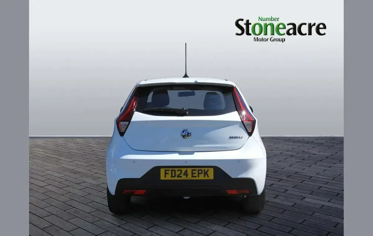 Used MG MG3 Exclusive 106 HP (77 kW) 2024 White Hatchback