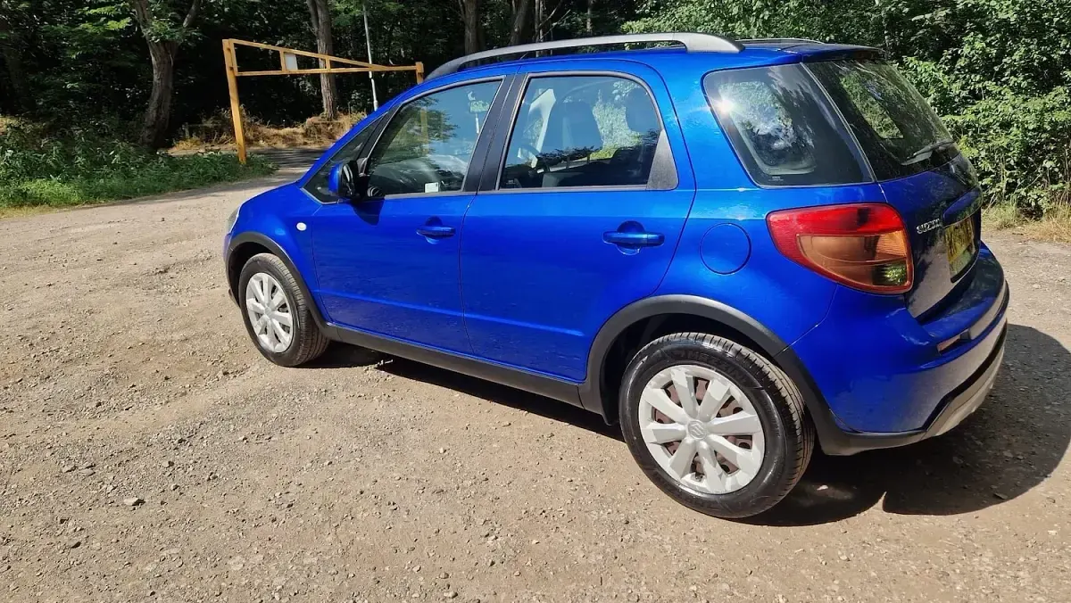 Used Suzuki SX4 SZ3 120 HP (88 kW) 2012 Blue Hatchback