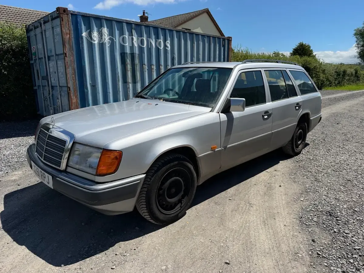 Used Mercedes E230 1992 Silver Estate